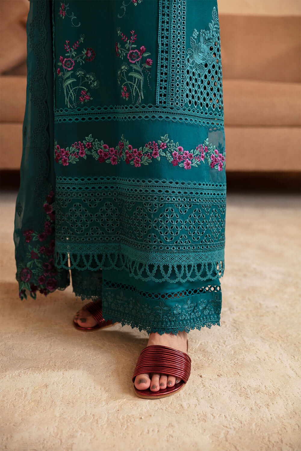 3 Piece Stitched Luxury Lawn Suit - Ready To Wear