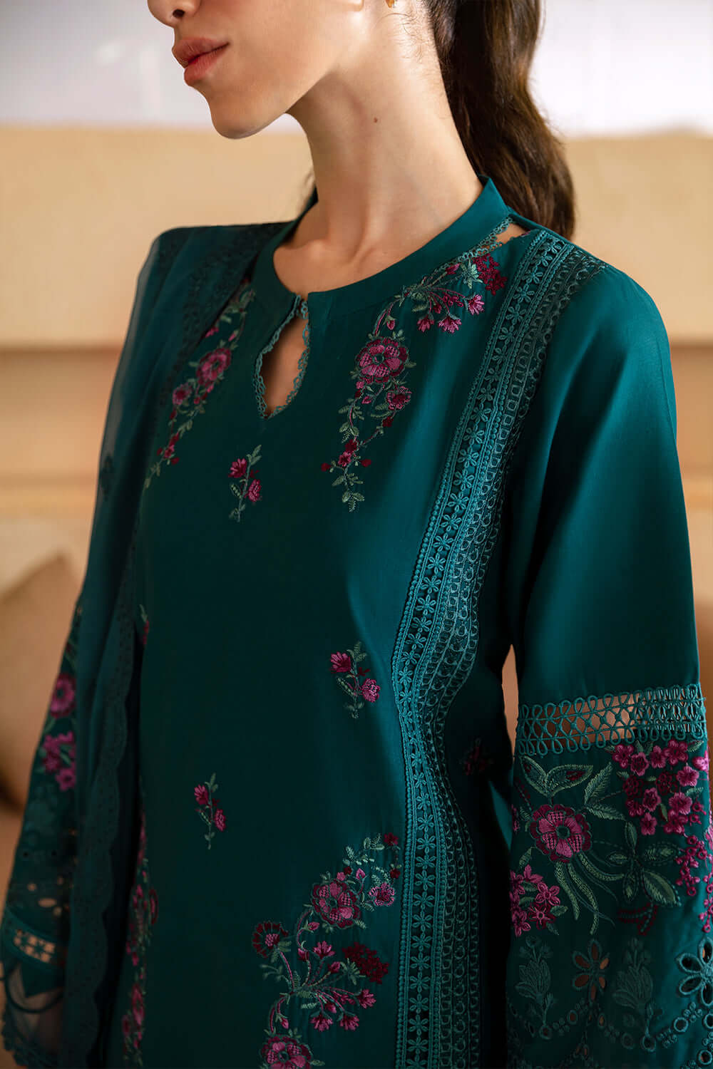 3 Piece Stitched Luxury Lawn Suit - Ready To Wear